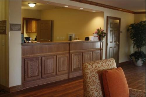 Lobby, Country Inn & Suites by Radisson, Saraland, AL in Saraland (AL) Lobby, Country Inn & Suites by Radisson, Saraland, AL in Saraland (AL)