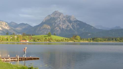 สภาพแวดล้อมโดยรอบ, Ferienwohnung Alpenblick in Hopferau - Fuessen in ฮอฟฟีอัล สภาพแวดล้อมโดยรอบ, Ferienwohnung Alpenblick in Hopferau - Fuessen in ฮอฟฟีอัล