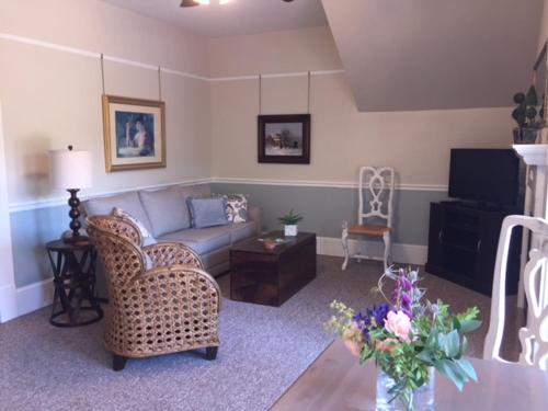 This photo about C.H. Bailey House Bed & Breakfast shared on HyHotel.com