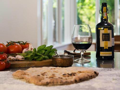 This photo about Sade's Daylesford shared on HyHotel.com