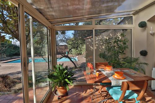 Їжа та напої, Le Mas de Bertagne in Жеменос Їжа та напої, Le Mas de Bertagne in Жеменос