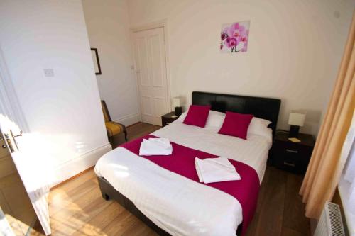 This photo about Lyndhurst House shared on HyHotel.com