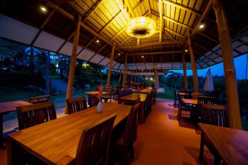 Restaurant, Phukumhom Resort near Khao Yai Floating Market Restaurant, Phukumhom Resort near Khao Yai Floating Market