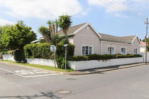 Lavender Guest Cottage