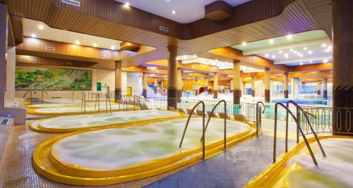 Kolam air panas, Hotel Golebiewski Karpacz in Karpacz Kolam air panas, Hotel Golebiewski Karpacz in Karpacz