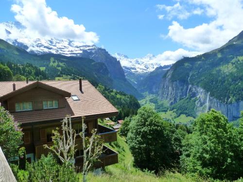 Surrounding environment, Chalet Gerbera in Wengen Surrounding environment, Chalet Gerbera in Wengen