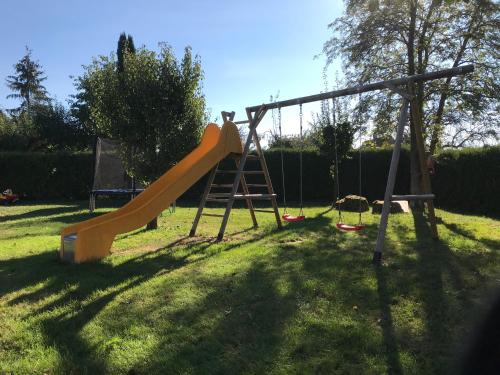 Playground, Ferienwohnungen Zeller in Wolframs-Eschenbach Playground, Ferienwohnungen Zeller in Wolframs-Eschenbach