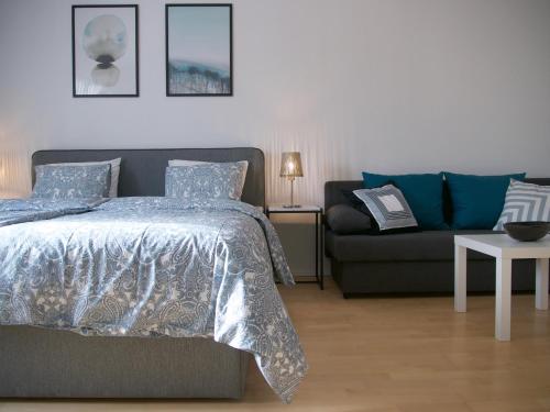 Spacious 2Rooms in the Center