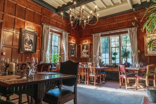 Restaurante, The Highdown – Brunning and Price in Worthing Restaurante, The Highdown – Brunning and Price in Worthing