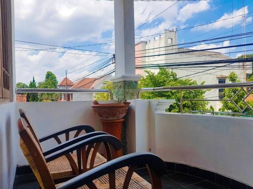발코니/테라스, 글로리 홈스테이 (Glory Homestay) in 코타 그데 발코니/테라스, 글로리 홈스테이 (Glory Homestay) in 코타 그데