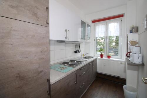 Kitchen, Ferienwohnungen Schneider in Lichtenhain Kitchen, Ferienwohnungen Schneider in Lichtenhain