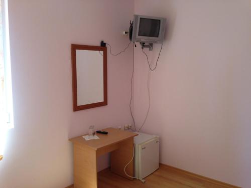 This photo about Sunshine Family Hotel shared on HyHotel.com