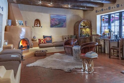 Adobe and Pines Inn Bed and Breakfast in Ranchos De Taos Adobe and Pines Inn Bed and Breakfast in Ranchos De Taos