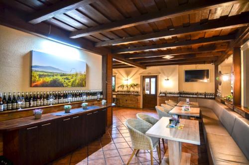 餐廳, 扎耶查克旅館 (Penzion Zajecak) in 德漢斯歐芬 餐廳, 扎耶查克旅館 (Penzion Zajecak) in 德漢斯歐芬