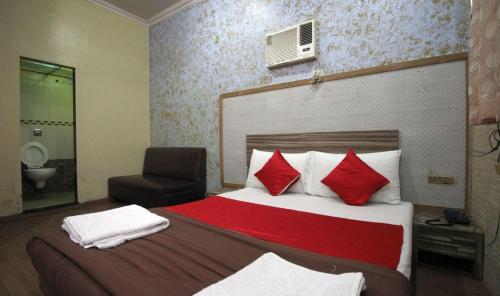 Hotel New India