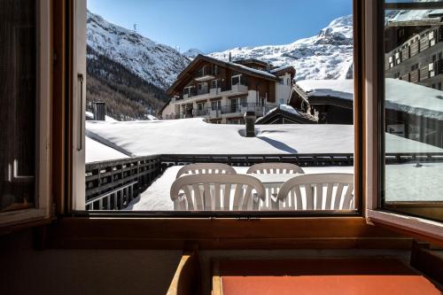 View, Hotel Burgener in Saas-Fee View, Hotel Burgener in Saas-Fee