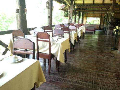 农基奥滨江度假村 (Nong Kiau Riverside Resort) in 琅多 农基奥滨江度假村 (Nong Kiau Riverside Resort) in 琅多