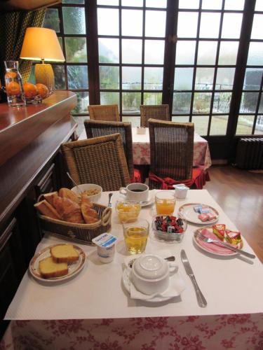 אוכל ומשקאות, Hotel Anne De Bretagne BLOIS in Blois אוכל ומשקאות, Hotel Anne De Bretagne BLOIS in Blois