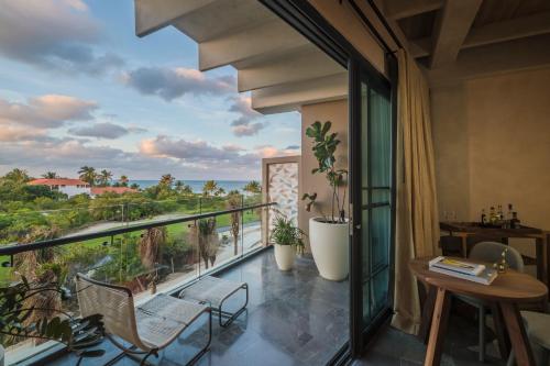 This photo about Estudio Playa Mujeres - Luxury Family All Inclusive Resort shared on HyHotel.com