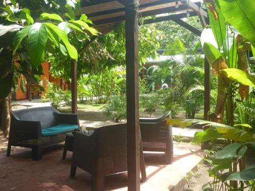 Shared lounge/TV area