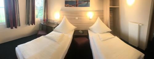 This photo about Motel 44 shared on HyHotel.com