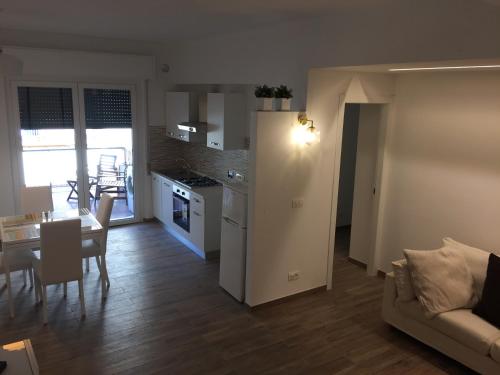 Hôtel new fegina apartment