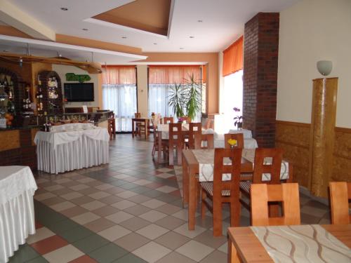 Restaurante, Hotel Restauracja Kinga in Dabrowka Mala Restaurante, Hotel Restauracja Kinga in Dabrowka Mala