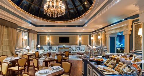 Meeting room / ballrooms, Warwick Doha Hotel near Khalifa International Stadium Meeting room / ballrooms, Warwick Doha Hotel near Khalifa International Stadium