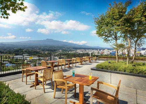 Balcony/terrace, Park Sunshine Hotel Jeju near Oedolgae Balcony/terrace, Park Sunshine Hotel Jeju near Oedolgae