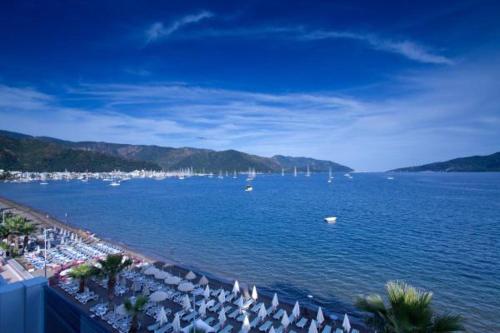 This photo about Reis Beach Otel shared on HyHotel.com
