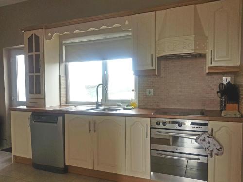 Wild Atlantic Way Cottage in Maam Cross Wild Atlantic Way Cottage in Maam Cross