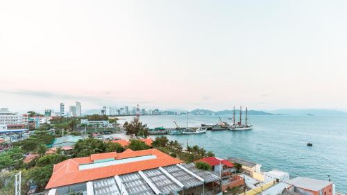 View, Aqua Seaview Hotel in Vĩnh Trường View, Aqua Seaview Hotel in Vĩnh Trường