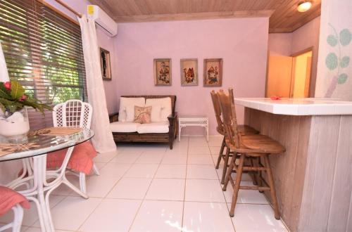 Facilities, The Sugar Apple Lodging in Dunmore Town Facilities, The Sugar Apple Lodging in Dunmore Town