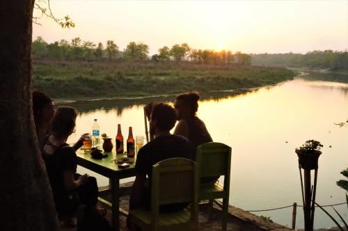 Makanan dan Minuman, Happy Lemon Tree lodge in Chitwan Makanan dan Minuman, Happy Lemon Tree lodge in Chitwan