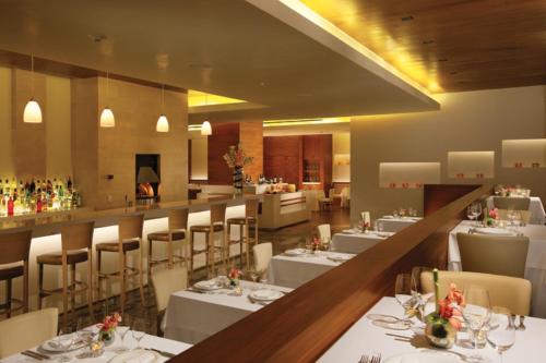 Food and beverages, Secrets The Vine Cancun Resort & Spa - All inclusive - Adults only in Cancun Food and beverages, Secrets The Vine Cancun Resort & Spa - All inclusive - Adults only in Cancun