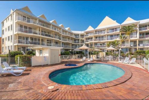 Eksterijer hotela, Crystal Beach Apartments in Tugun Eksterijer hotela, Crystal Beach Apartments in Tugun
