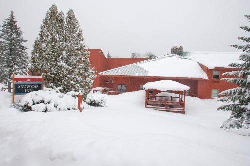 This photo about Snow Cap Inn shared on HyHotel.com