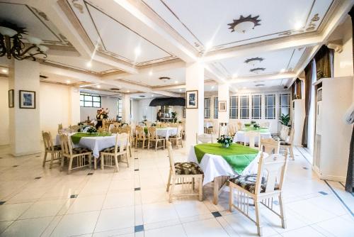 Club Morocco Resort & Country Club near Mount Cinco Picos Club Morocco Resort & Country Club near Mount Cinco Picos