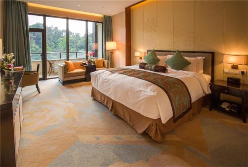 This photo about Landison Resort Tonglu shared on HyHotel.com