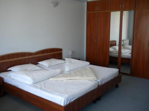 This photo about Hotel Philoxenia shared on HyHotel.com