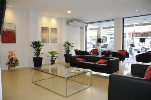 共用Lounge/電視區, 加利福尼亞酒店 (Hotel California) in 蒙得維的亞市中心 共用Lounge/電視區, 加利福尼亞酒店 (Hotel California) in 蒙得維的亞市中心