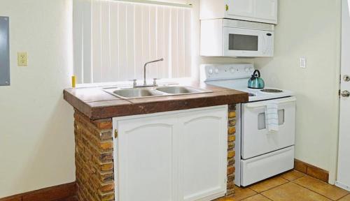 Villa in Tranquil Gated Community, 2 Bedroom 2 Bath in Puerto Penasco Villa in Tranquil Gated Community, 2 Bedroom 2 Bath in Puerto Penasco