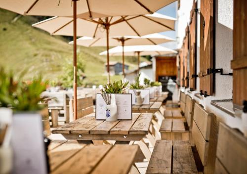 شرفة/ تراس, Berghotel Altes Wallberghaus in كرييوز شرفة/ تراس, Berghotel Altes Wallberghaus in كرييوز