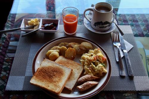 식음료(F&B), Panorama Lodge and Restaurant in 에베레스트 리지온 (네팔) 식음료(F&B), Panorama Lodge and Restaurant in 에베레스트 리지온 (네팔)