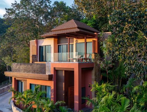 Фасада на хотела, Avani Ao Nang Cliff Krabi Resort in Краби Фасада на хотела, Avani Ao Nang Cliff Krabi Resort in Краби