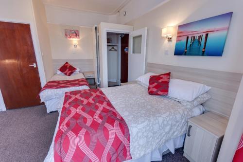 This photo about The Sportsview Guest House shared on HyHotel.com