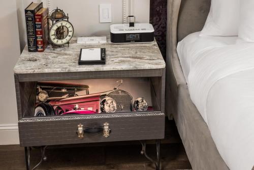 在meiguo.com看到的The Ivey's Hotel的介绍图片