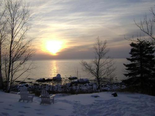 在meiguo.com看到的Cove Point Lodge的介绍图片