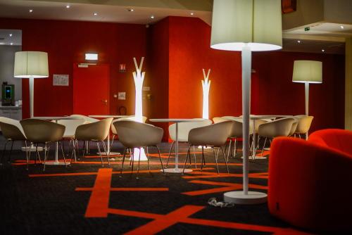 바/라운지, 이비스 스타일 푸아티에 센터 (ibis Styles Poitiers Centre) in 푸아티에 바/라운지, 이비스 스타일 푸아티에 센터 (ibis Styles Poitiers Centre) in 푸아티에