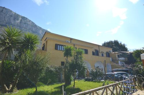 This photo about Villa Gina Sorrento Hills shared on HyHotel.com